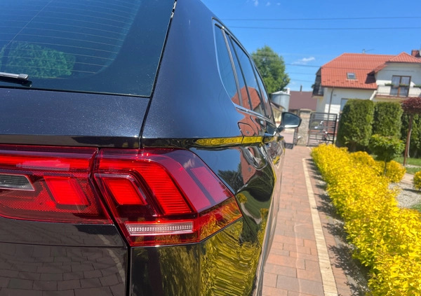 Volkswagen Tiguan cena 82500 przebieg: 152734, rok produkcji 2017 z Jastrzębie-Zdrój małe 704